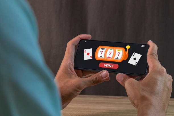 Mobile app dashboard with live games